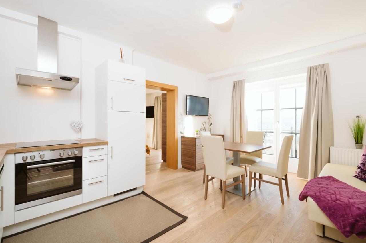 Haus Aussicht - Ferienwohnungen Velden Velden am Wörthersee Eksteriør billede