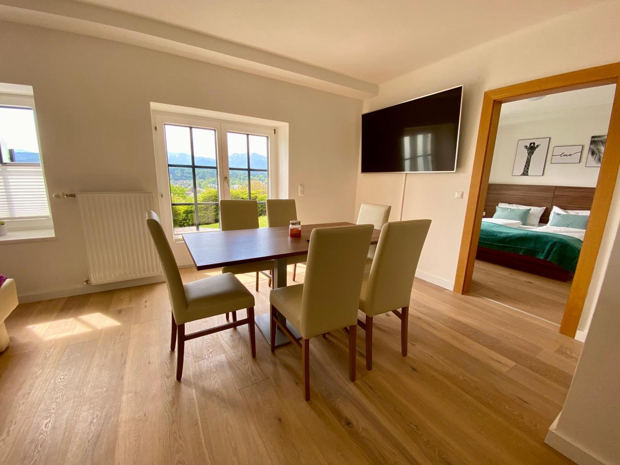 Haus Aussicht - Ferienwohnungen Velden Velden am Wörthersee Værelse billede